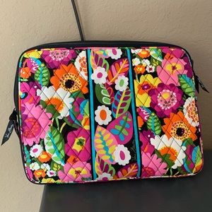 Vera Bradley laptop case in VaVa Bloom
